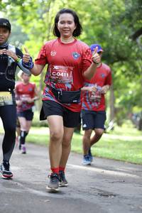 BIB: 0411, 1011
                            <button type="button" onclick="openModal(5041153)" class="btn btn-primary btn-sm float-right btn-popup" data-toggle="modal" data-target=".modal-high-quality">
                        <i class="fas fa-shopping-cart"></i> Add to Cart
                    </button>
                                            <button type="button" onclick="isThisMe(5041153, true)" class="btn btn-success btn-sm float-right btn-popup btn-isme hidden" data-toggle="tooltip" data-placement="bottom" title="นี่คือรูปของคุณใช่ไหม คลิกที่นี่เพื่อเอาเข้าอัลบั้ม">
                        <i class="fas fa-plus"></i> Add to album
                    </button>
                    <button type="button" onclick="isThisMe(5041153, false)" class="btn btn-warning btn-sm float-right btn-popup btn-isnotme hidden">
                        <i class="fas fa-ban"></i> Remove from album
                    </button>