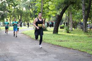 BIB: 
                            <button type="button" onclick="openModal(5025758)" class="btn btn-primary btn-sm float-right btn-popup" data-toggle="modal" data-target=".modal-high-quality">
                        <i class="fas fa-shopping-cart"></i> Add to Cart
                    </button>
                                            <button type="button" onclick="isThisMe(5025758, true)" class="btn btn-success btn-sm float-right btn-popup btn-isme hidden" data-toggle="tooltip" data-placement="bottom" title="นี่คือรูปของคุณใช่ไหม คลิกที่นี่เพื่อเอาเข้าอัลบั้ม">
                        <i class="fas fa-plus"></i> Add to album
                    </button>
                    <button type="button" onclick="isThisMe(5025758, false)" class="btn btn-warning btn-sm float-right btn-popup btn-isnotme hidden">
                        <i class="fas fa-ban"></i> Remove from album
                    </button>