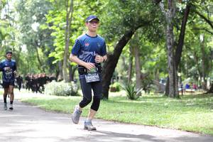 BIB: 472
                            <button type="button" onclick="openModal(5083877)" class="btn btn-primary btn-sm float-right btn-popup" data-toggle="modal" data-target=".modal-high-quality">
                        <i class="fas fa-shopping-cart"></i> Add to Cart
                    </button>
                                            <button type="button" onclick="isThisMe(5083877, true)" class="btn btn-success btn-sm float-right btn-popup btn-isme hidden" data-toggle="tooltip" data-placement="bottom" title="นี่คือรูปของคุณใช่ไหม คลิกที่นี่เพื่อเอาเข้าอัลบั้ม">
                        <i class="fas fa-plus"></i> Add to album
                    </button>
                    <button type="button" onclick="isThisMe(5083877, false)" class="btn btn-warning btn-sm float-right btn-popup btn-isnotme hidden">
                        <i class="fas fa-ban"></i> Remove from album
                    </button>