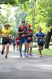 BIB: 0319, 031, 100
                            <button type="button" onclick="openModal(5047871)" class="btn btn-primary btn-sm float-right btn-popup" data-toggle="modal" data-target=".modal-high-quality">
                        <i class="fas fa-shopping-cart"></i> Add to Cart
                    </button>
                                            <button type="button" onclick="isThisMe(5047871, true)" class="btn btn-success btn-sm float-right btn-popup btn-isme hidden" data-toggle="tooltip" data-placement="bottom" title="นี่คือรูปของคุณใช่ไหม คลิกที่นี่เพื่อเอาเข้าอัลบั้ม">
                        <i class="fas fa-plus"></i> Add to album
                    </button>
                    <button type="button" onclick="isThisMe(5047871, false)" class="btn btn-warning btn-sm float-right btn-popup btn-isnotme hidden">
                        <i class="fas fa-ban"></i> Remove from album
                    </button>