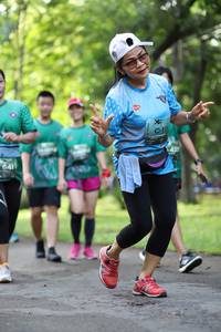 BIB: 641
                            <button type="button" onclick="openModal(5036456)" class="btn btn-primary btn-sm float-right btn-popup" data-toggle="modal" data-target=".modal-high-quality">
                        <i class="fas fa-shopping-cart"></i> Add to Cart
                    </button>
                                            <button type="button" onclick="isThisMe(5036456, true)" class="btn btn-success btn-sm float-right btn-popup btn-isme hidden" data-toggle="tooltip" data-placement="bottom" title="นี่คือรูปของคุณใช่ไหม คลิกที่นี่เพื่อเอาเข้าอัลบั้ม">
                        <i class="fas fa-plus"></i> Add to album
                    </button>
                    <button type="button" onclick="isThisMe(5036456, false)" class="btn btn-warning btn-sm float-right btn-popup btn-isnotme hidden">
                        <i class="fas fa-ban"></i> Remove from album
                    </button>