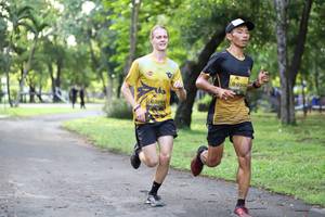 BIB: 0308, 1084
                            <button type="button" onclick="openModal(5026063)" class="btn btn-primary btn-sm float-right btn-popup" data-toggle="modal" data-target=".modal-high-quality">
                        <i class="fas fa-shopping-cart"></i> Add to Cart
                    </button>
                                            <button type="button" onclick="isThisMe(5026063, true)" class="btn btn-success btn-sm float-right btn-popup btn-isme hidden" data-toggle="tooltip" data-placement="bottom" title="นี่คือรูปของคุณใช่ไหม คลิกที่นี่เพื่อเอาเข้าอัลบั้ม">
                        <i class="fas fa-plus"></i> Add to album
                    </button>
                    <button type="button" onclick="isThisMe(5026063, false)" class="btn btn-warning btn-sm float-right btn-popup btn-isnotme hidden">
                        <i class="fas fa-ban"></i> Remove from album
                    </button>