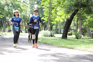 BIB: 198, 
                            <button type="button" onclick="openModal(5084425)" class="btn btn-primary btn-sm float-right btn-popup" data-toggle="modal" data-target=".modal-high-quality">
                        <i class="fas fa-shopping-cart"></i> Add to Cart
                    </button>
                                            <button type="button" onclick="isThisMe(5084425, true)" class="btn btn-success btn-sm float-right btn-popup btn-isme hidden" data-toggle="tooltip" data-placement="bottom" title="นี่คือรูปของคุณใช่ไหม คลิกที่นี่เพื่อเอาเข้าอัลบั้ม">
                        <i class="fas fa-plus"></i> Add to album
                    </button>
                    <button type="button" onclick="isThisMe(5084425, false)" class="btn btn-warning btn-sm float-right btn-popup btn-isnotme hidden">
                        <i class="fas fa-ban"></i> Remove from album
                    </button>