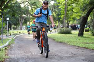 BIB: 
                            <button type="button" onclick="openModal(5032739)" class="btn btn-primary btn-sm float-right btn-popup" data-toggle="modal" data-target=".modal-high-quality">
                        <i class="fas fa-shopping-cart"></i> Add to Cart
                    </button>
                                            <button type="button" onclick="isThisMe(5032739, true)" class="btn btn-success btn-sm float-right btn-popup btn-isme hidden" data-toggle="tooltip" data-placement="bottom" title="นี่คือรูปของคุณใช่ไหม คลิกที่นี่เพื่อเอาเข้าอัลบั้ม">
                        <i class="fas fa-plus"></i> Add to album
                    </button>
                    <button type="button" onclick="isThisMe(5032739, false)" class="btn btn-warning btn-sm float-right btn-popup btn-isnotme hidden">
                        <i class="fas fa-ban"></i> Remove from album
                    </button>