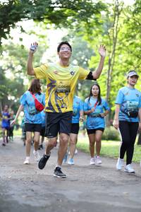 BIB: 0649, 095
                            <button type="button" onclick="openModal(5037086)" class="btn btn-primary btn-sm float-right btn-popup" data-toggle="modal" data-target=".modal-high-quality">
                        <i class="fas fa-shopping-cart"></i> Add to Cart
                    </button>
                                            <button type="button" onclick="isThisMe(5037086, true)" class="btn btn-success btn-sm float-right btn-popup btn-isme hidden" data-toggle="tooltip" data-placement="bottom" title="นี่คือรูปของคุณใช่ไหม คลิกที่นี่เพื่อเอาเข้าอัลบั้ม">
                        <i class="fas fa-plus"></i> Add to album
                    </button>
                    <button type="button" onclick="isThisMe(5037086, false)" class="btn btn-warning btn-sm float-right btn-popup btn-isnotme hidden">
                        <i class="fas fa-ban"></i> Remove from album
                    </button>