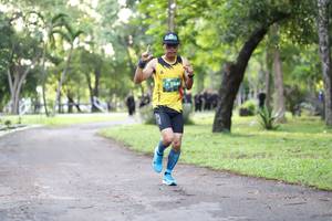 BIB: 264
                            <button type="button" onclick="openModal(5024613)" class="btn btn-primary btn-sm float-right btn-popup" data-toggle="modal" data-target=".modal-high-quality">
                        <i class="fas fa-shopping-cart"></i> Add to Cart
                    </button>
                                            <button type="button" onclick="isThisMe(5024613, true)" class="btn btn-success btn-sm float-right btn-popup btn-isme hidden" data-toggle="tooltip" data-placement="bottom" title="นี่คือรูปของคุณใช่ไหม คลิกที่นี่เพื่อเอาเข้าอัลบั้ม">
                        <i class="fas fa-plus"></i> Add to album
                    </button>
                    <button type="button" onclick="isThisMe(5024613, false)" class="btn btn-warning btn-sm float-right btn-popup btn-isnotme hidden">
                        <i class="fas fa-ban"></i> Remove from album
                    </button>