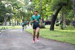 BIB: 
                            <button type="button" onclick="openModal(5025112)" class="btn btn-primary btn-sm float-right btn-popup" data-toggle="modal" data-target=".modal-high-quality">
                        <i class="fas fa-shopping-cart"></i> Add to Cart
                    </button>
                                            <button type="button" onclick="isThisMe(5025112, true)" class="btn btn-success btn-sm float-right btn-popup btn-isme hidden" data-toggle="tooltip" data-placement="bottom" title="นี่คือรูปของคุณใช่ไหม คลิกที่นี่เพื่อเอาเข้าอัลบั้ม">
                        <i class="fas fa-plus"></i> Add to album
                    </button>
                    <button type="button" onclick="isThisMe(5025112, false)" class="btn btn-warning btn-sm float-right btn-popup btn-isnotme hidden">
                        <i class="fas fa-ban"></i> Remove from album
                    </button>