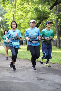 BIB: 024
                            <button type="button" onclick="openModal(5033923)" class="btn btn-primary btn-sm float-right btn-popup" data-toggle="modal" data-target=".modal-high-quality">
                        <i class="fas fa-shopping-cart"></i> Add to Cart
                    </button>
                                            <button type="button" onclick="isThisMe(5033923, true)" class="btn btn-success btn-sm float-right btn-popup btn-isme hidden" data-toggle="tooltip" data-placement="bottom" title="นี่คือรูปของคุณใช่ไหม คลิกที่นี่เพื่อเอาเข้าอัลบั้ม">
                        <i class="fas fa-plus"></i> Add to album
                    </button>
                    <button type="button" onclick="isThisMe(5033923, false)" class="btn btn-warning btn-sm float-right btn-popup btn-isnotme hidden">
                        <i class="fas fa-ban"></i> Remove from album
                    </button>