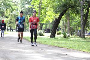 BIB: 0036
                            <button type="button" onclick="openModal(5072715)" class="btn btn-primary btn-sm float-right btn-popup" data-toggle="modal" data-target=".modal-high-quality">
                        <i class="fas fa-shopping-cart"></i> Add to Cart
                    </button>
                                            <button type="button" onclick="isThisMe(5072715, true)" class="btn btn-success btn-sm float-right btn-popup btn-isme hidden" data-toggle="tooltip" data-placement="bottom" title="นี่คือรูปของคุณใช่ไหม คลิกที่นี่เพื่อเอาเข้าอัลบั้ม">
                        <i class="fas fa-plus"></i> Add to album
                    </button>
                    <button type="button" onclick="isThisMe(5072715, false)" class="btn btn-warning btn-sm float-right btn-popup btn-isnotme hidden">
                        <i class="fas fa-ban"></i> Remove from album
                    </button>