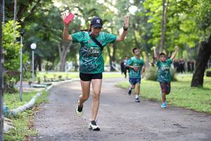 BIB: 224
                            <button type="button" onclick="openModal(5032887)" class="btn btn-primary btn-sm float-right btn-popup" data-toggle="modal" data-target=".modal-high-quality">
                        <i class="fas fa-shopping-cart"></i> Add to Cart
                    </button>
                                            <button type="button" onclick="isThisMe(5032887, true)" class="btn btn-success btn-sm float-right btn-popup btn-isme hidden" data-toggle="tooltip" data-placement="bottom" title="นี่คือรูปของคุณใช่ไหม คลิกที่นี่เพื่อเอาเข้าอัลบั้ม">
                        <i class="fas fa-plus"></i> Add to album
                    </button>
                    <button type="button" onclick="isThisMe(5032887, false)" class="btn btn-warning btn-sm float-right btn-popup btn-isnotme hidden">
                        <i class="fas fa-ban"></i> Remove from album
                    </button>