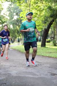 BIB: 633, 
                            <button type="button" onclick="openModal(5033750)" class="btn btn-primary btn-sm float-right btn-popup" data-toggle="modal" data-target=".modal-high-quality">
                        <i class="fas fa-shopping-cart"></i> Add to Cart
                    </button>
                                            <button type="button" onclick="isThisMe(5033750, true)" class="btn btn-success btn-sm float-right btn-popup btn-isme hidden" data-toggle="tooltip" data-placement="bottom" title="นี่คือรูปของคุณใช่ไหม คลิกที่นี่เพื่อเอาเข้าอัลบั้ม">
                        <i class="fas fa-plus"></i> Add to album
                    </button>
                    <button type="button" onclick="isThisMe(5033750, false)" class="btn btn-warning btn-sm float-right btn-popup btn-isnotme hidden">
                        <i class="fas fa-ban"></i> Remove from album
                    </button>