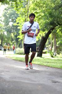 BIB: 03012
                            <button type="button" onclick="openModal(5041517)" class="btn btn-primary btn-sm float-right btn-popup" data-toggle="modal" data-target=".modal-high-quality">
                        <i class="fas fa-shopping-cart"></i> Add to Cart
                    </button>
                                            <button type="button" onclick="isThisMe(5041517, true)" class="btn btn-success btn-sm float-right btn-popup btn-isme hidden" data-toggle="tooltip" data-placement="bottom" title="นี่คือรูปของคุณใช่ไหม คลิกที่นี่เพื่อเอาเข้าอัลบั้ม">
                        <i class="fas fa-plus"></i> Add to album
                    </button>
                    <button type="button" onclick="isThisMe(5041517, false)" class="btn btn-warning btn-sm float-right btn-popup btn-isnotme hidden">
                        <i class="fas fa-ban"></i> Remove from album
                    </button>
