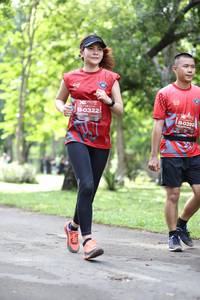 BIB: 0322, 0392
                            <button type="button" onclick="openModal(5050192)" class="btn btn-primary btn-sm float-right btn-popup" data-toggle="modal" data-target=".modal-high-quality">
                        <i class="fas fa-shopping-cart"></i> Add to Cart
                    </button>
                                            <button type="button" onclick="isThisMe(5050192, true)" class="btn btn-success btn-sm float-right btn-popup btn-isme hidden" data-toggle="tooltip" data-placement="bottom" title="นี่คือรูปของคุณใช่ไหม คลิกที่นี่เพื่อเอาเข้าอัลบั้ม">
                        <i class="fas fa-plus"></i> Add to album
                    </button>
                    <button type="button" onclick="isThisMe(5050192, false)" class="btn btn-warning btn-sm float-right btn-popup btn-isnotme hidden">
                        <i class="fas fa-ban"></i> Remove from album
                    </button>
