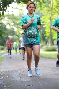 BIB: 4181
                            <button type="button" onclick="openModal(5036538)" class="btn btn-primary btn-sm float-right btn-popup" data-toggle="modal" data-target=".modal-high-quality">
                        <i class="fas fa-shopping-cart"></i> Add to Cart
                    </button>
                                            <button type="button" onclick="isThisMe(5036538, true)" class="btn btn-success btn-sm float-right btn-popup btn-isme hidden" data-toggle="tooltip" data-placement="bottom" title="นี่คือรูปของคุณใช่ไหม คลิกที่นี่เพื่อเอาเข้าอัลบั้ม">
                        <i class="fas fa-plus"></i> Add to album
                    </button>
                    <button type="button" onclick="isThisMe(5036538, false)" class="btn btn-warning btn-sm float-right btn-popup btn-isnotme hidden">
                        <i class="fas fa-ban"></i> Remove from album
                    </button>