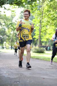 BIB: 0284
                            <button type="button" onclick="openModal(5038807)" class="btn btn-primary btn-sm float-right btn-popup" data-toggle="modal" data-target=".modal-high-quality">
                        <i class="fas fa-shopping-cart"></i> Add to Cart
                    </button>
                                            <button type="button" onclick="isThisMe(5038807, true)" class="btn btn-success btn-sm float-right btn-popup btn-isme hidden" data-toggle="tooltip" data-placement="bottom" title="นี่คือรูปของคุณใช่ไหม คลิกที่นี่เพื่อเอาเข้าอัลบั้ม">
                        <i class="fas fa-plus"></i> Add to album
                    </button>
                    <button type="button" onclick="isThisMe(5038807, false)" class="btn btn-warning btn-sm float-right btn-popup btn-isnotme hidden">
                        <i class="fas fa-ban"></i> Remove from album
                    </button>
