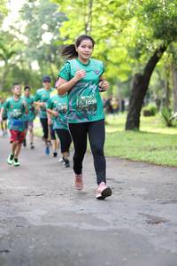 BIB: 103
                            <button type="button" onclick="openModal(5034598)" class="btn btn-primary btn-sm float-right btn-popup" data-toggle="modal" data-target=".modal-high-quality">
                        <i class="fas fa-shopping-cart"></i> Add to Cart
                    </button>
                                            <button type="button" onclick="isThisMe(5034598, true)" class="btn btn-success btn-sm float-right btn-popup btn-isme hidden" data-toggle="tooltip" data-placement="bottom" title="นี่คือรูปของคุณใช่ไหม คลิกที่นี่เพื่อเอาเข้าอัลบั้ม">
                        <i class="fas fa-plus"></i> Add to album
                    </button>
                    <button type="button" onclick="isThisMe(5034598, false)" class="btn btn-warning btn-sm float-right btn-popup btn-isnotme hidden">
                        <i class="fas fa-ban"></i> Remove from album
                    </button>