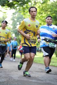 BIB: 0642, 540
                            <button type="button" onclick="openModal(5037071)" class="btn btn-primary btn-sm float-right btn-popup" data-toggle="modal" data-target=".modal-high-quality">
                        <i class="fas fa-shopping-cart"></i> Add to Cart
                    </button>
                                            <button type="button" onclick="isThisMe(5037071, true)" class="btn btn-success btn-sm float-right btn-popup btn-isme hidden" data-toggle="tooltip" data-placement="bottom" title="นี่คือรูปของคุณใช่ไหม คลิกที่นี่เพื่อเอาเข้าอัลบั้ม">
                        <i class="fas fa-plus"></i> Add to album
                    </button>
                    <button type="button" onclick="isThisMe(5037071, false)" class="btn btn-warning btn-sm float-right btn-popup btn-isnotme hidden">
                        <i class="fas fa-ban"></i> Remove from album
                    </button>