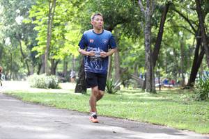 BIB: 039
                            <button type="button" onclick="openModal(5067562)" class="btn btn-primary btn-sm float-right btn-popup" data-toggle="modal" data-target=".modal-high-quality">
                        <i class="fas fa-shopping-cart"></i> Add to Cart
                    </button>
                                            <button type="button" onclick="isThisMe(5067562, true)" class="btn btn-success btn-sm float-right btn-popup btn-isme hidden" data-toggle="tooltip" data-placement="bottom" title="นี่คือรูปของคุณใช่ไหม คลิกที่นี่เพื่อเอาเข้าอัลบั้ม">
                        <i class="fas fa-plus"></i> Add to album
                    </button>
                    <button type="button" onclick="isThisMe(5067562, false)" class="btn btn-warning btn-sm float-right btn-popup btn-isnotme hidden">
                        <i class="fas fa-ban"></i> Remove from album
                    </button>