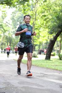 BIB: 570
                            <button type="button" onclick="openModal(5050946)" class="btn btn-primary btn-sm float-right btn-popup" data-toggle="modal" data-target=".modal-high-quality">
                        <i class="fas fa-shopping-cart"></i> Add to Cart
                    </button>
                                            <button type="button" onclick="isThisMe(5050946, true)" class="btn btn-success btn-sm float-right btn-popup btn-isme hidden" data-toggle="tooltip" data-placement="bottom" title="นี่คือรูปของคุณใช่ไหม คลิกที่นี่เพื่อเอาเข้าอัลบั้ม">
                        <i class="fas fa-plus"></i> Add to album
                    </button>
                    <button type="button" onclick="isThisMe(5050946, false)" class="btn btn-warning btn-sm float-right btn-popup btn-isnotme hidden">
                        <i class="fas fa-ban"></i> Remove from album
                    </button>