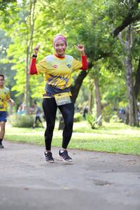BIB: 571
                            <button type="button" onclick="openModal(5038667)" class="btn btn-primary btn-sm float-right btn-popup" data-toggle="modal" data-target=".modal-high-quality">
                        <i class="fas fa-shopping-cart"></i> Add to Cart
                    </button>
                                            <button type="button" onclick="isThisMe(5038667, true)" class="btn btn-success btn-sm float-right btn-popup btn-isme hidden" data-toggle="tooltip" data-placement="bottom" title="นี่คือรูปของคุณใช่ไหม คลิกที่นี่เพื่อเอาเข้าอัลบั้ม">
                        <i class="fas fa-plus"></i> Add to album
                    </button>
                    <button type="button" onclick="isThisMe(5038667, false)" class="btn btn-warning btn-sm float-right btn-popup btn-isnotme hidden">
                        <i class="fas fa-ban"></i> Remove from album
                    </button>