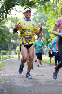 BIB: 0041
                            <button type="button" onclick="openModal(5038103)" class="btn btn-primary btn-sm float-right btn-popup" data-toggle="modal" data-target=".modal-high-quality">
                        <i class="fas fa-shopping-cart"></i> Add to Cart
                    </button>
                                            <button type="button" onclick="isThisMe(5038103, true)" class="btn btn-success btn-sm float-right btn-popup btn-isme hidden" data-toggle="tooltip" data-placement="bottom" title="นี่คือรูปของคุณใช่ไหม คลิกที่นี่เพื่อเอาเข้าอัลบั้ม">
                        <i class="fas fa-plus"></i> Add to album
                    </button>
                    <button type="button" onclick="isThisMe(5038103, false)" class="btn btn-warning btn-sm float-right btn-popup btn-isnotme hidden">
                        <i class="fas fa-ban"></i> Remove from album
                    </button>
