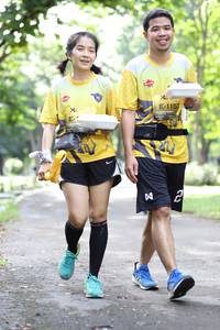 BIB: 1157
                            <button type="button" onclick="openModal(5050638)" class="btn btn-primary btn-sm float-right btn-popup" data-toggle="modal" data-target=".modal-high-quality">
                        <i class="fas fa-shopping-cart"></i> Add to Cart
                    </button>
                                            <button type="button" onclick="isThisMe(5050638, true)" class="btn btn-success btn-sm float-right btn-popup btn-isme hidden" data-toggle="tooltip" data-placement="bottom" title="นี่คือรูปของคุณใช่ไหม คลิกที่นี่เพื่อเอาเข้าอัลบั้ม">
                        <i class="fas fa-plus"></i> Add to album
                    </button>
                    <button type="button" onclick="isThisMe(5050638, false)" class="btn btn-warning btn-sm float-right btn-popup btn-isnotme hidden">
                        <i class="fas fa-ban"></i> Remove from album
                    </button>