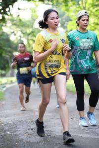 BIB: 888
                            <button type="button" onclick="openModal(5035300)" class="btn btn-primary btn-sm float-right btn-popup" data-toggle="modal" data-target=".modal-high-quality">
                        <i class="fas fa-shopping-cart"></i> Add to Cart
                    </button>
                                            <button type="button" onclick="isThisMe(5035300, true)" class="btn btn-success btn-sm float-right btn-popup btn-isme hidden" data-toggle="tooltip" data-placement="bottom" title="นี่คือรูปของคุณใช่ไหม คลิกที่นี่เพื่อเอาเข้าอัลบั้ม">
                        <i class="fas fa-plus"></i> Add to album
                    </button>
                    <button type="button" onclick="isThisMe(5035300, false)" class="btn btn-warning btn-sm float-right btn-popup btn-isnotme hidden">
                        <i class="fas fa-ban"></i> Remove from album
                    </button>