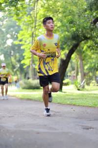 BIB: 0730
                            <button type="button" onclick="openModal(5039986)" class="btn btn-primary btn-sm float-right btn-popup" data-toggle="modal" data-target=".modal-high-quality">
                        <i class="fas fa-shopping-cart"></i> Add to Cart
                    </button>
                                            <button type="button" onclick="isThisMe(5039986, true)" class="btn btn-success btn-sm float-right btn-popup btn-isme hidden" data-toggle="tooltip" data-placement="bottom" title="นี่คือรูปของคุณใช่ไหม คลิกที่นี่เพื่อเอาเข้าอัลบั้ม">
                        <i class="fas fa-plus"></i> Add to album
                    </button>
                    <button type="button" onclick="isThisMe(5039986, false)" class="btn btn-warning btn-sm float-right btn-popup btn-isnotme hidden">
                        <i class="fas fa-ban"></i> Remove from album
                    </button>