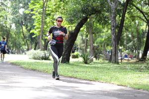 BIB: 2013
                            <button type="button" onclick="openModal(5083661)" class="btn btn-primary btn-sm float-right btn-popup" data-toggle="modal" data-target=".modal-high-quality">
                        <i class="fas fa-shopping-cart"></i> Add to Cart
                    </button>
                                            <button type="button" onclick="isThisMe(5083661, true)" class="btn btn-success btn-sm float-right btn-popup btn-isme hidden" data-toggle="tooltip" data-placement="bottom" title="นี่คือรูปของคุณใช่ไหม คลิกที่นี่เพื่อเอาเข้าอัลบั้ม">
                        <i class="fas fa-plus"></i> Add to album
                    </button>
                    <button type="button" onclick="isThisMe(5083661, false)" class="btn btn-warning btn-sm float-right btn-popup btn-isnotme hidden">
                        <i class="fas fa-ban"></i> Remove from album
                    </button>