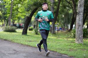 BIB: 149, 
                            <button type="button" onclick="openModal(5032526)" class="btn btn-primary btn-sm float-right btn-popup" data-toggle="modal" data-target=".modal-high-quality">
                        <i class="fas fa-shopping-cart"></i> Add to Cart
                    </button>
                                            <button type="button" onclick="isThisMe(5032526, true)" class="btn btn-success btn-sm float-right btn-popup btn-isme hidden" data-toggle="tooltip" data-placement="bottom" title="นี่คือรูปของคุณใช่ไหม คลิกที่นี่เพื่อเอาเข้าอัลบั้ม">
                        <i class="fas fa-plus"></i> Add to album
                    </button>
                    <button type="button" onclick="isThisMe(5032526, false)" class="btn btn-warning btn-sm float-right btn-popup btn-isnotme hidden">
                        <i class="fas fa-ban"></i> Remove from album
                    </button>