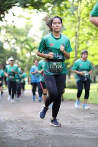 BIB: 126
                            <button type="button" onclick="openModal(5035701)" class="btn btn-primary btn-sm float-right btn-popup" data-toggle="modal" data-target=".modal-high-quality">
                        <i class="fas fa-shopping-cart"></i> Add to Cart
                    </button>
                                            <button type="button" onclick="isThisMe(5035701, true)" class="btn btn-success btn-sm float-right btn-popup btn-isme hidden" data-toggle="tooltip" data-placement="bottom" title="นี่คือรูปของคุณใช่ไหม คลิกที่นี่เพื่อเอาเข้าอัลบั้ม">
                        <i class="fas fa-plus"></i> Add to album
                    </button>
                    <button type="button" onclick="isThisMe(5035701, false)" class="btn btn-warning btn-sm float-right btn-popup btn-isnotme hidden">
                        <i class="fas fa-ban"></i> Remove from album
                    </button>