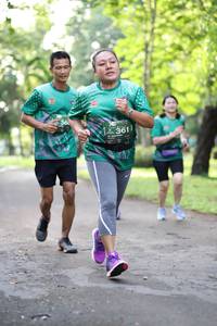 BIB: 361
                            <button type="button" onclick="openModal(5035497)" class="btn btn-primary btn-sm float-right btn-popup" data-toggle="modal" data-target=".modal-high-quality">
                        <i class="fas fa-shopping-cart"></i> Add to Cart
                    </button>
                                            <button type="button" onclick="isThisMe(5035497, true)" class="btn btn-success btn-sm float-right btn-popup btn-isme hidden" data-toggle="tooltip" data-placement="bottom" title="นี่คือรูปของคุณใช่ไหม คลิกที่นี่เพื่อเอาเข้าอัลบั้ม">
                        <i class="fas fa-plus"></i> Add to album
                    </button>
                    <button type="button" onclick="isThisMe(5035497, false)" class="btn btn-warning btn-sm float-right btn-popup btn-isnotme hidden">
                        <i class="fas fa-ban"></i> Remove from album
                    </button>