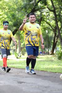 BIB: 1125, 1122
                            <button type="button" onclick="openModal(5040953)" class="btn btn-primary btn-sm float-right btn-popup" data-toggle="modal" data-target=".modal-high-quality">
                        <i class="fas fa-shopping-cart"></i> Add to Cart
                    </button>
                                            <button type="button" onclick="isThisMe(5040953, true)" class="btn btn-success btn-sm float-right btn-popup btn-isme hidden" data-toggle="tooltip" data-placement="bottom" title="นี่คือรูปของคุณใช่ไหม คลิกที่นี่เพื่อเอาเข้าอัลบั้ม">
                        <i class="fas fa-plus"></i> Add to album
                    </button>
                    <button type="button" onclick="isThisMe(5040953, false)" class="btn btn-warning btn-sm float-right btn-popup btn-isnotme hidden">
                        <i class="fas fa-ban"></i> Remove from album
                    </button>