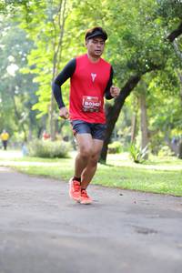 BIB: 0342
                            <button type="button" onclick="openModal(5040455)" class="btn btn-primary btn-sm float-right btn-popup" data-toggle="modal" data-target=".modal-high-quality">
                        <i class="fas fa-shopping-cart"></i> Add to Cart
                    </button>
                                            <button type="button" onclick="isThisMe(5040455, true)" class="btn btn-success btn-sm float-right btn-popup btn-isme hidden" data-toggle="tooltip" data-placement="bottom" title="นี่คือรูปของคุณใช่ไหม คลิกที่นี่เพื่อเอาเข้าอัลบั้ม">
                        <i class="fas fa-plus"></i> Add to album
                    </button>
                    <button type="button" onclick="isThisMe(5040455, false)" class="btn btn-warning btn-sm float-right btn-popup btn-isnotme hidden">
                        <i class="fas fa-ban"></i> Remove from album
                    </button>