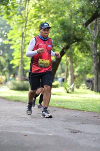 BIB: 0355
                            <button type="button" onclick="openModal(5038834)" class="btn btn-primary btn-sm float-right btn-popup" data-toggle="modal" data-target=".modal-high-quality">
                        <i class="fas fa-shopping-cart"></i> Add to Cart
                    </button>
                                            <button type="button" onclick="isThisMe(5038834, true)" class="btn btn-success btn-sm float-right btn-popup btn-isme hidden" data-toggle="tooltip" data-placement="bottom" title="นี่คือรูปของคุณใช่ไหม คลิกที่นี่เพื่อเอาเข้าอัลบั้ม">
                        <i class="fas fa-plus"></i> Add to album
                    </button>
                    <button type="button" onclick="isThisMe(5038834, false)" class="btn btn-warning btn-sm float-right btn-popup btn-isnotme hidden">
                        <i class="fas fa-ban"></i> Remove from album
                    </button>
