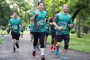 BIB: 596, 595, 4821
                            <button type="button" onclick="openModal(5032616)" class="btn btn-primary btn-sm float-right btn-popup" data-toggle="modal" data-target=".modal-high-quality">
                        <i class="fas fa-shopping-cart"></i> Add to Cart
                    </button>
                                            <button type="button" onclick="isThisMe(5032616, true)" class="btn btn-success btn-sm float-right btn-popup btn-isme hidden" data-toggle="tooltip" data-placement="bottom" title="นี่คือรูปของคุณใช่ไหม คลิกที่นี่เพื่อเอาเข้าอัลบั้ม">
                        <i class="fas fa-plus"></i> Add to album
                    </button>
                    <button type="button" onclick="isThisMe(5032616, false)" class="btn btn-warning btn-sm float-right btn-popup btn-isnotme hidden">
                        <i class="fas fa-ban"></i> Remove from album
                    </button>