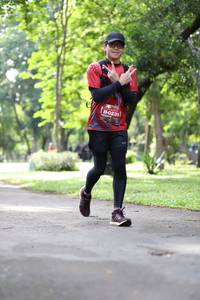 BIB: 0231
                            <button type="button" onclick="openModal(5041865)" class="btn btn-primary btn-sm float-right btn-popup" data-toggle="modal" data-target=".modal-high-quality">
                        <i class="fas fa-shopping-cart"></i> Add to Cart
                    </button>
                                            <button type="button" onclick="isThisMe(5041865, true)" class="btn btn-success btn-sm float-right btn-popup btn-isme hidden" data-toggle="tooltip" data-placement="bottom" title="นี่คือรูปของคุณใช่ไหม คลิกที่นี่เพื่อเอาเข้าอัลบั้ม">
                        <i class="fas fa-plus"></i> Add to album
                    </button>
                    <button type="button" onclick="isThisMe(5041865, false)" class="btn btn-warning btn-sm float-right btn-popup btn-isnotme hidden">
                        <i class="fas fa-ban"></i> Remove from album
                    </button>