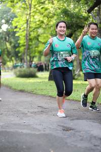 BIB: 611, 610
                            <button type="button" onclick="openModal(5033506)" class="btn btn-primary btn-sm float-right btn-popup" data-toggle="modal" data-target=".modal-high-quality">
                        <i class="fas fa-shopping-cart"></i> Add to Cart
                    </button>
                                            <button type="button" onclick="isThisMe(5033506, true)" class="btn btn-success btn-sm float-right btn-popup btn-isme hidden" data-toggle="tooltip" data-placement="bottom" title="นี่คือรูปของคุณใช่ไหม คลิกที่นี่เพื่อเอาเข้าอัลบั้ม">
                        <i class="fas fa-plus"></i> Add to album
                    </button>
                    <button type="button" onclick="isThisMe(5033506, false)" class="btn btn-warning btn-sm float-right btn-popup btn-isnotme hidden">
                        <i class="fas fa-ban"></i> Remove from album
                    </button>