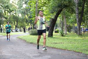 BIB: 762
                            <button type="button" onclick="openModal(5024824)" class="btn btn-primary btn-sm float-right btn-popup" data-toggle="modal" data-target=".modal-high-quality">
                        <i class="fas fa-shopping-cart"></i> Add to Cart
                    </button>
                                            <button type="button" onclick="isThisMe(5024824, true)" class="btn btn-success btn-sm float-right btn-popup btn-isme hidden" data-toggle="tooltip" data-placement="bottom" title="นี่คือรูปของคุณใช่ไหม คลิกที่นี่เพื่อเอาเข้าอัลบั้ม">
                        <i class="fas fa-plus"></i> Add to album
                    </button>
                    <button type="button" onclick="isThisMe(5024824, false)" class="btn btn-warning btn-sm float-right btn-popup btn-isnotme hidden">
                        <i class="fas fa-ban"></i> Remove from album
                    </button>