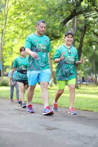 BIB: 706
                            <button type="button" onclick="openModal(5037464)" class="btn btn-primary btn-sm float-right btn-popup" data-toggle="modal" data-target=".modal-high-quality">
                        <i class="fas fa-shopping-cart"></i> Add to Cart
                    </button>
                                            <button type="button" onclick="isThisMe(5037464, true)" class="btn btn-success btn-sm float-right btn-popup btn-isme hidden" data-toggle="tooltip" data-placement="bottom" title="นี่คือรูปของคุณใช่ไหม คลิกที่นี่เพื่อเอาเข้าอัลบั้ม">
                        <i class="fas fa-plus"></i> Add to album
                    </button>
                    <button type="button" onclick="isThisMe(5037464, false)" class="btn btn-warning btn-sm float-right btn-popup btn-isnotme hidden">
                        <i class="fas fa-ban"></i> Remove from album
                    </button>