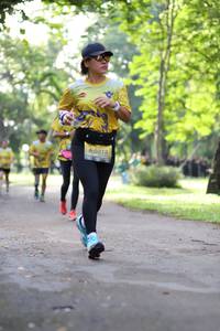 BIB: 0212
                            <button type="button" onclick="openModal(5039217)" class="btn btn-primary btn-sm float-right btn-popup" data-toggle="modal" data-target=".modal-high-quality">
                        <i class="fas fa-shopping-cart"></i> Add to Cart
                    </button>
                                            <button type="button" onclick="isThisMe(5039217, true)" class="btn btn-success btn-sm float-right btn-popup btn-isme hidden" data-toggle="tooltip" data-placement="bottom" title="นี่คือรูปของคุณใช่ไหม คลิกที่นี่เพื่อเอาเข้าอัลบั้ม">
                        <i class="fas fa-plus"></i> Add to album
                    </button>
                    <button type="button" onclick="isThisMe(5039217, false)" class="btn btn-warning btn-sm float-right btn-popup btn-isnotme hidden">
                        <i class="fas fa-ban"></i> Remove from album
                    </button>