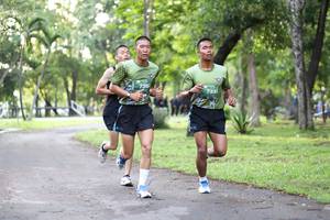 BIB: 735, 7331
                            <button type="button" onclick="openModal(5024500)" class="btn btn-primary btn-sm float-right btn-popup" data-toggle="modal" data-target=".modal-high-quality">
                        <i class="fas fa-shopping-cart"></i> Add to Cart
                    </button>
                                            <button type="button" onclick="isThisMe(5024500, true)" class="btn btn-success btn-sm float-right btn-popup btn-isme hidden" data-toggle="tooltip" data-placement="bottom" title="นี่คือรูปของคุณใช่ไหม คลิกที่นี่เพื่อเอาเข้าอัลบั้ม">
                        <i class="fas fa-plus"></i> Add to album
                    </button>
                    <button type="button" onclick="isThisMe(5024500, false)" class="btn btn-warning btn-sm float-right btn-popup btn-isnotme hidden">
                        <i class="fas fa-ban"></i> Remove from album
                    </button>