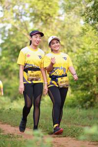 BIB: 0300, 0303
                            <button type="button" onclick="openModal(5000433)" class="btn btn-primary btn-sm float-right btn-popup" data-toggle="modal" data-target=".modal-high-quality">
                        <i class="fas fa-shopping-cart"></i> Add to Cart
                    </button>
                                            <button type="button" onclick="isThisMe(5000433, true)" class="btn btn-success btn-sm float-right btn-popup btn-isme hidden" data-toggle="tooltip" data-placement="bottom" title="นี่คือรูปของคุณใช่ไหม คลิกที่นี่เพื่อเอาเข้าอัลบั้ม">
                        <i class="fas fa-plus"></i> Add to album
                    </button>
                    <button type="button" onclick="isThisMe(5000433, false)" class="btn btn-warning btn-sm float-right btn-popup btn-isnotme hidden">
                        <i class="fas fa-ban"></i> Remove from album
                    </button>