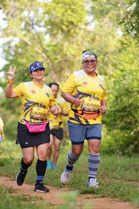 BIB: 1103, 0236
                            <button type="button" onclick="openModal(4994091)" class="btn btn-primary btn-sm float-right btn-popup" data-toggle="modal" data-target=".modal-high-quality">
                        <i class="fas fa-shopping-cart"></i> Add to Cart
                    </button>
                                            <button type="button" onclick="isThisMe(4994091, true)" class="btn btn-success btn-sm float-right btn-popup btn-isme hidden" data-toggle="tooltip" data-placement="bottom" title="นี่คือรูปของคุณใช่ไหม คลิกที่นี่เพื่อเอาเข้าอัลบั้ม">
                        <i class="fas fa-plus"></i> Add to album
                    </button>
                    <button type="button" onclick="isThisMe(4994091, false)" class="btn btn-warning btn-sm float-right btn-popup btn-isnotme hidden">
                        <i class="fas fa-ban"></i> Remove from album
                    </button>