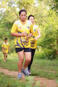 BIB: 0785, 0983
                            <button type="button" onclick="openModal(4992454)" class="btn btn-primary btn-sm float-right btn-popup" data-toggle="modal" data-target=".modal-high-quality">
                        <i class="fas fa-shopping-cart"></i> Add to Cart
                    </button>
                                            <button type="button" onclick="isThisMe(4992454, true)" class="btn btn-success btn-sm float-right btn-popup btn-isme hidden" data-toggle="tooltip" data-placement="bottom" title="นี่คือรูปของคุณใช่ไหม คลิกที่นี่เพื่อเอาเข้าอัลบั้ม">
                        <i class="fas fa-plus"></i> Add to album
                    </button>
                    <button type="button" onclick="isThisMe(4992454, false)" class="btn btn-warning btn-sm float-right btn-popup btn-isnotme hidden">
                        <i class="fas fa-ban"></i> Remove from album
                    </button>