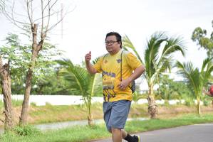 BIB: 1002
                            <button type="button" onclick="openModal(5143234)" class="btn btn-primary btn-sm float-right btn-popup" data-toggle="modal" data-target=".modal-high-quality">
                        <i class="fas fa-shopping-cart"></i> Add to Cart
                    </button>
                                            <button type="button" onclick="isThisMe(5143234, true)" class="btn btn-success btn-sm float-right btn-popup btn-isme hidden" data-toggle="tooltip" data-placement="bottom" title="นี่คือรูปของคุณใช่ไหม คลิกที่นี่เพื่อเอาเข้าอัลบั้ม">
                        <i class="fas fa-plus"></i> Add to album
                    </button>
                    <button type="button" onclick="isThisMe(5143234, false)" class="btn btn-warning btn-sm float-right btn-popup btn-isnotme hidden">
                        <i class="fas fa-ban"></i> Remove from album
                    </button>