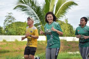 BIB: 140
                            <button type="button" onclick="openModal(5099138)" class="btn btn-primary btn-sm float-right btn-popup" data-toggle="modal" data-target=".modal-high-quality">
                        <i class="fas fa-shopping-cart"></i> Add to Cart
                    </button>
                                            <button type="button" onclick="isThisMe(5099138, true)" class="btn btn-success btn-sm float-right btn-popup btn-isme hidden" data-toggle="tooltip" data-placement="bottom" title="นี่คือรูปของคุณใช่ไหม คลิกที่นี่เพื่อเอาเข้าอัลบั้ม">
                        <i class="fas fa-plus"></i> Add to album
                    </button>
                    <button type="button" onclick="isThisMe(5099138, false)" class="btn btn-warning btn-sm float-right btn-popup btn-isnotme hidden">
                        <i class="fas fa-ban"></i> Remove from album
                    </button>