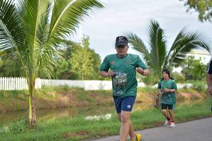 BIB: 124, 
                            <button type="button" onclick="openModal(5096102)" class="btn btn-primary btn-sm float-right btn-popup" data-toggle="modal" data-target=".modal-high-quality">
                        <i class="fas fa-shopping-cart"></i> Add to Cart
                    </button>
                                            <button type="button" onclick="isThisMe(5096102, true)" class="btn btn-success btn-sm float-right btn-popup btn-isme hidden" data-toggle="tooltip" data-placement="bottom" title="นี่คือรูปของคุณใช่ไหม คลิกที่นี่เพื่อเอาเข้าอัลบั้ม">
                        <i class="fas fa-plus"></i> Add to album
                    </button>
                    <button type="button" onclick="isThisMe(5096102, false)" class="btn btn-warning btn-sm float-right btn-popup btn-isnotme hidden">
                        <i class="fas fa-ban"></i> Remove from album
                    </button>