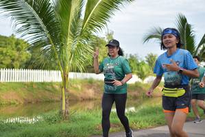 BIB: 425, 035
                            <button type="button" onclick="openModal(5097436)" class="btn btn-primary btn-sm float-right btn-popup" data-toggle="modal" data-target=".modal-high-quality">
                        <i class="fas fa-shopping-cart"></i> Add to Cart
                    </button>
                                            <button type="button" onclick="isThisMe(5097436, true)" class="btn btn-success btn-sm float-right btn-popup btn-isme hidden" data-toggle="tooltip" data-placement="bottom" title="นี่คือรูปของคุณใช่ไหม คลิกที่นี่เพื่อเอาเข้าอัลบั้ม">
                        <i class="fas fa-plus"></i> Add to album
                    </button>
                    <button type="button" onclick="isThisMe(5097436, false)" class="btn btn-warning btn-sm float-right btn-popup btn-isnotme hidden">
                        <i class="fas fa-ban"></i> Remove from album
                    </button>