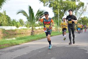 BIB: 0451
                            <button type="button" onclick="openModal(5140955)" class="btn btn-primary btn-sm float-right btn-popup" data-toggle="modal" data-target=".modal-high-quality">
                        <i class="fas fa-shopping-cart"></i> Add to Cart
                    </button>
                                            <button type="button" onclick="isThisMe(5140955, true)" class="btn btn-success btn-sm float-right btn-popup btn-isme hidden" data-toggle="tooltip" data-placement="bottom" title="นี่คือรูปของคุณใช่ไหม คลิกที่นี่เพื่อเอาเข้าอัลบั้ม">
                        <i class="fas fa-plus"></i> Add to album
                    </button>
                    <button type="button" onclick="isThisMe(5140955, false)" class="btn btn-warning btn-sm float-right btn-popup btn-isnotme hidden">
                        <i class="fas fa-ban"></i> Remove from album
                    </button>